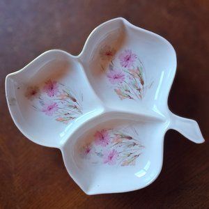 Mitterteich Bavaria Germany leaf shaped floral dish